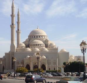 Sharjah - Ramada Hotel location de voiture, Émirats arabes unis